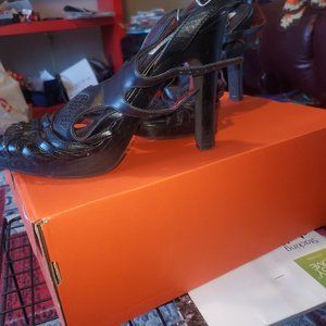 Steve Madden Strappy Heels. Bohemium Look. So Cute. Black Leather